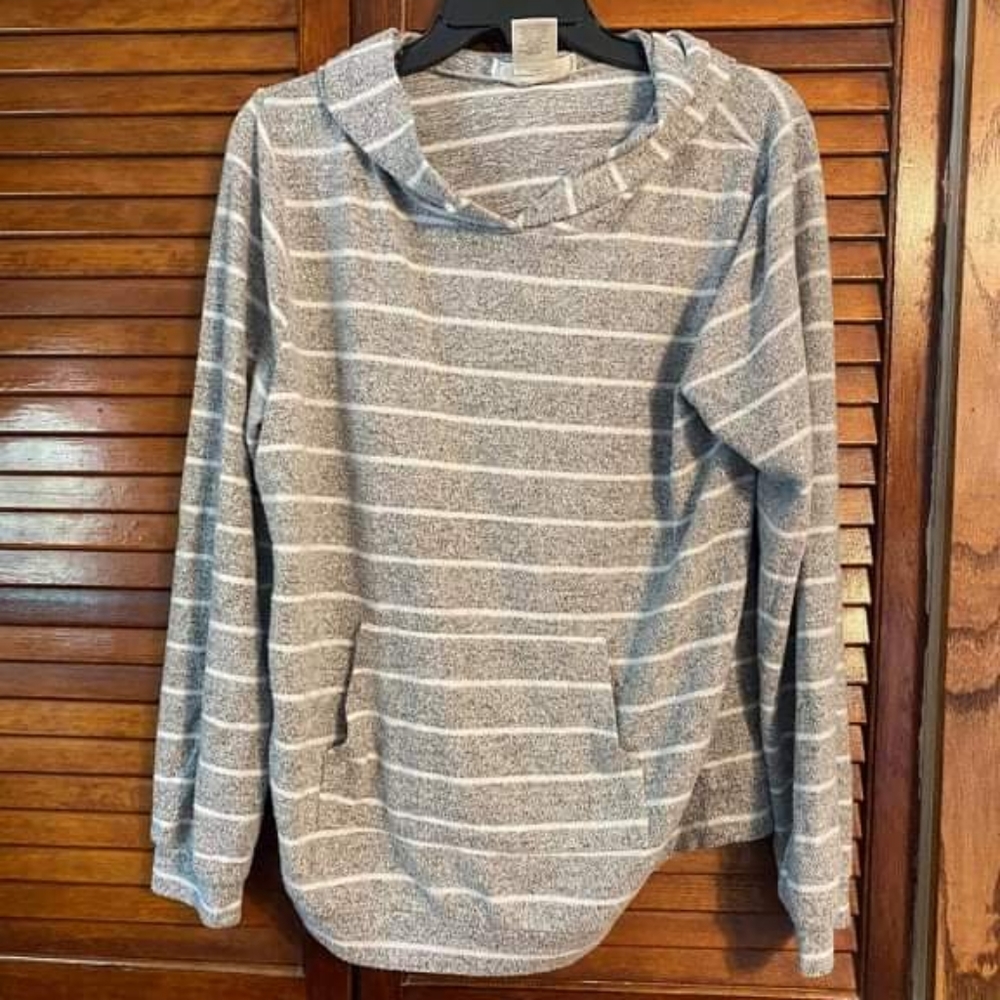 Maternity sweatshirt
